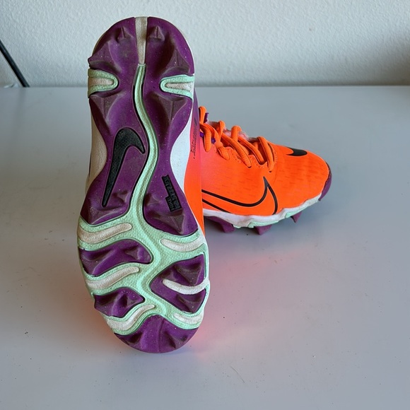 Worn one season, in excellent condition. - Picture 4 of 4